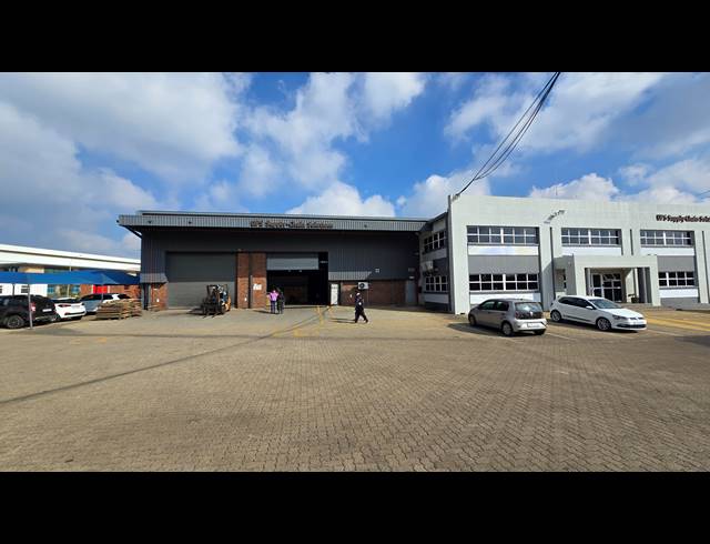 6,932M² WAREHOUSE TO LET IN SPARTAN